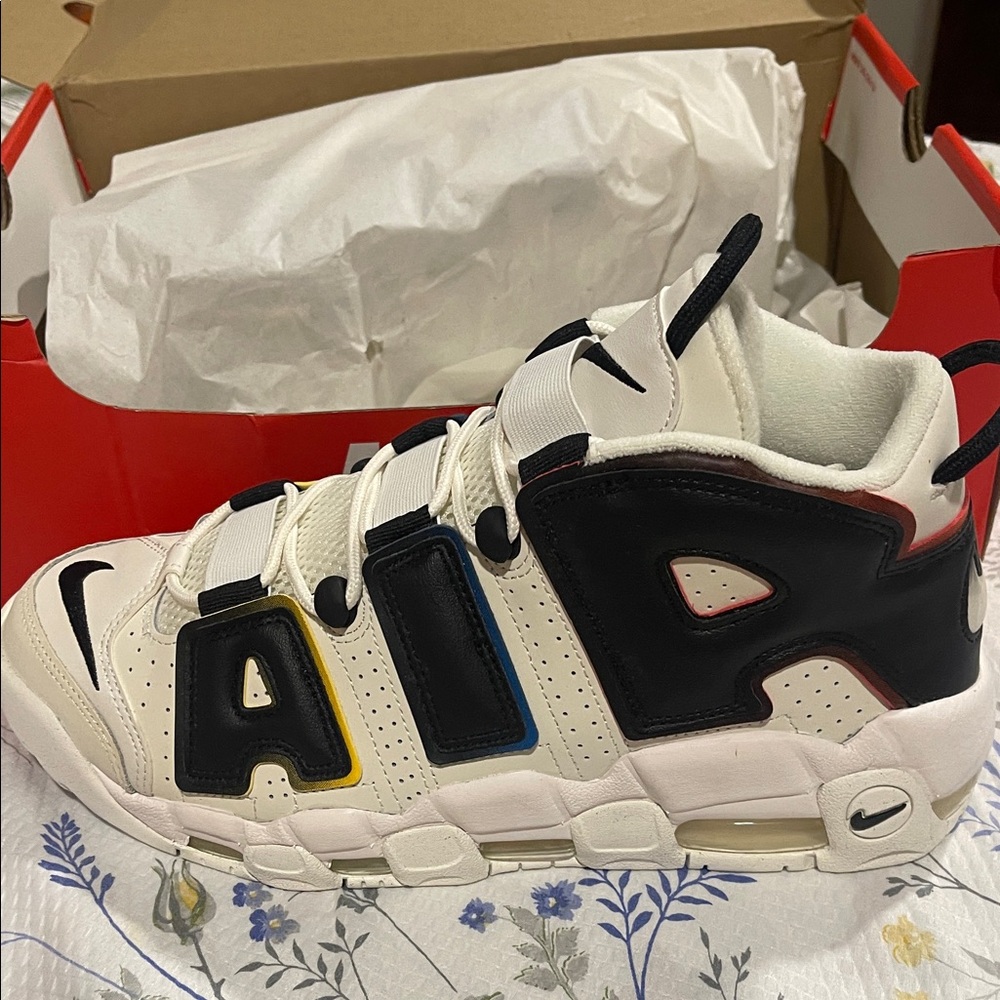 Nike Uptempo Sneakers New Multi Color